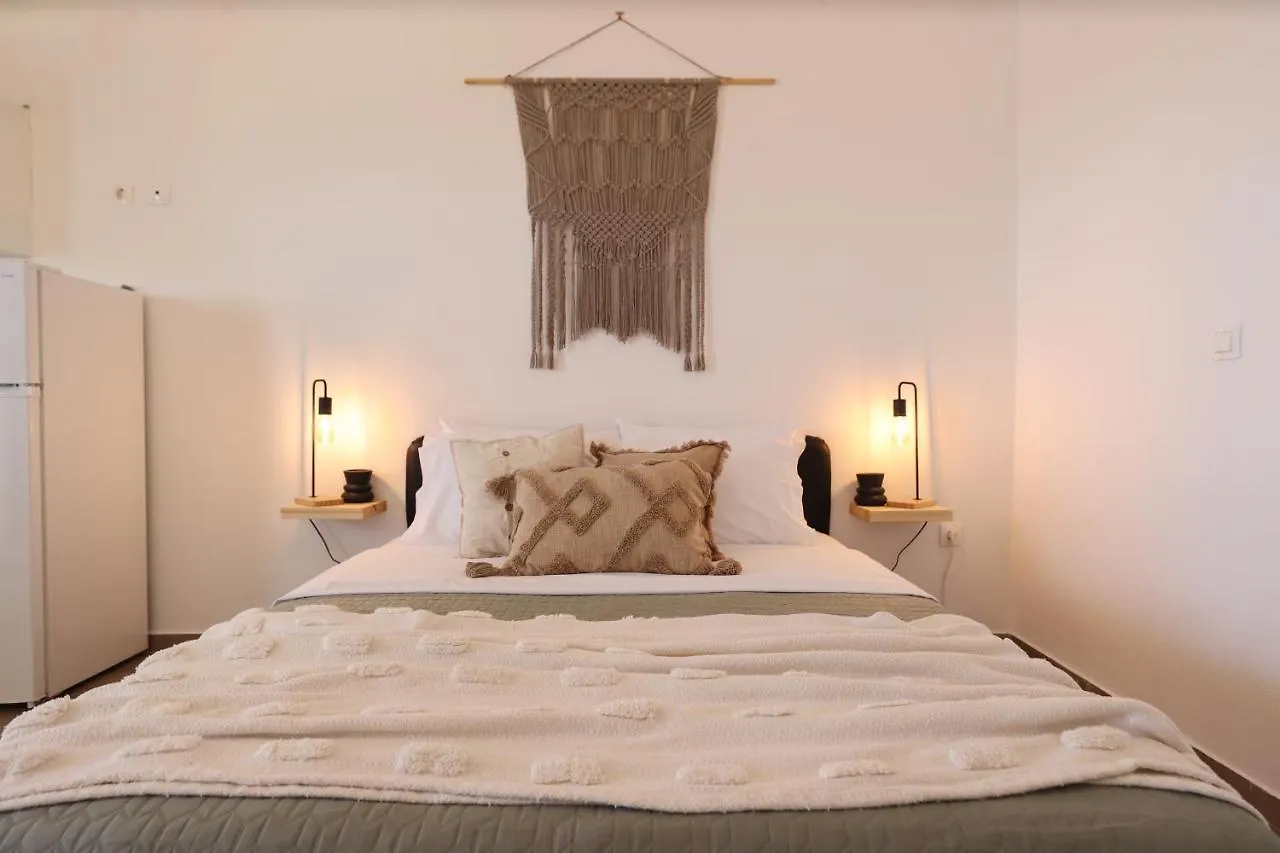 Enne Studios For Views & Tranquility Ftelia  アパート Ftelia (Mykonos)